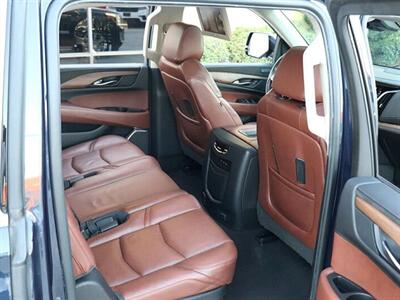 2020 Cadillac Escalade ESV Premium Luxury   - Photo 13 - Jacksonville, FL 32211