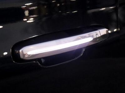 2020 Cadillac Escalade ESV Premium Luxury   - Photo 45 - Jacksonville, FL 32211