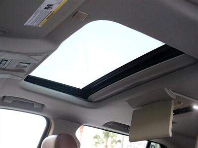 2020 Cadillac Escalade ESV Premium Luxury   - Photo 34 - Jacksonville, FL 32211