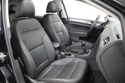 2021 Volkswagen Golf TSI - Photo 13 - Jacksonville, FL 32211