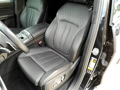 2020 BMW X7 M50i   - Photo 10 - Jacksonville, FL 32211