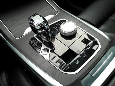 2020 BMW X7 M50i   - Photo 20 - Jacksonville, FL 32211