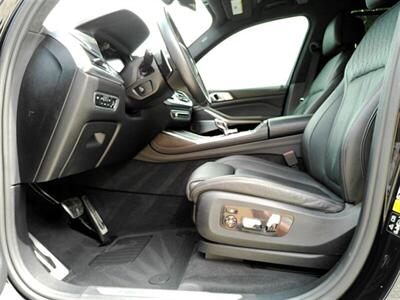 2020 BMW X7 M50i   - Photo 18 - Jacksonville, FL 32211