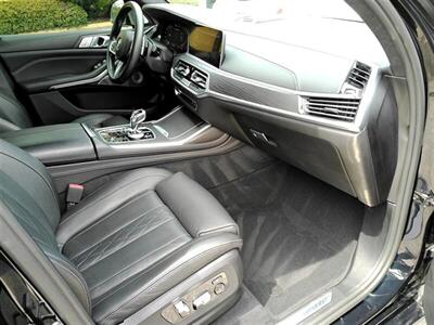 2020 BMW X7 M50i   - Photo 11 - Jacksonville, FL 32211