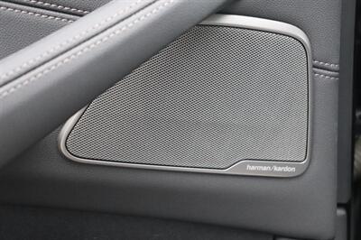 2023 BMW 5 Series 530i xDrive - Photo 19 - Jacksonville, FL 32211