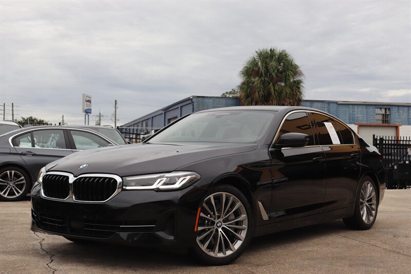 2023 BMW 5 Series 530i xDrive   - Photo 1 - Jacksonville, FL 32211