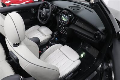 2016 MINI Convertible Cooper S   - Photo 15 - Jacksonville, FL 32211