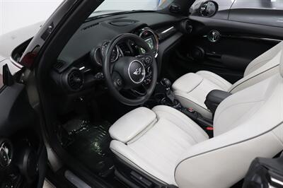 2016 MINI Convertible Cooper S   - Photo 17 - Jacksonville, FL 32211