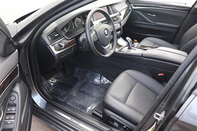 2016 BMW 5 Series 528i xDrive - Photo 10 - Jacksonville, FL 32211
