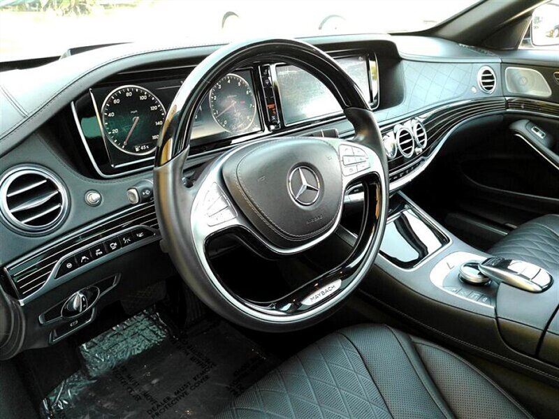 2017 Mercedes Benz S Maybach photo 17