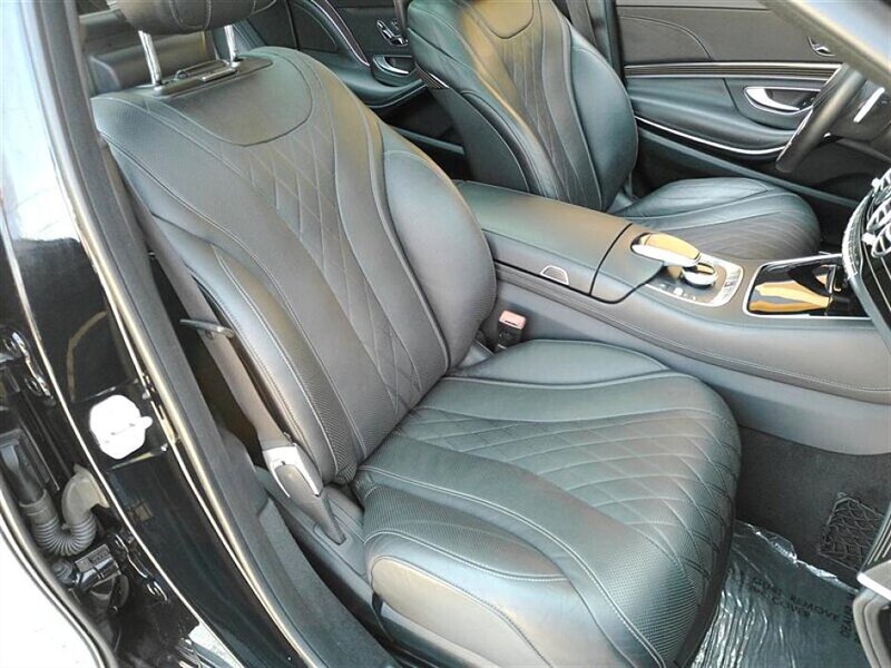 2017 Mercedes Benz S Maybach photo 11