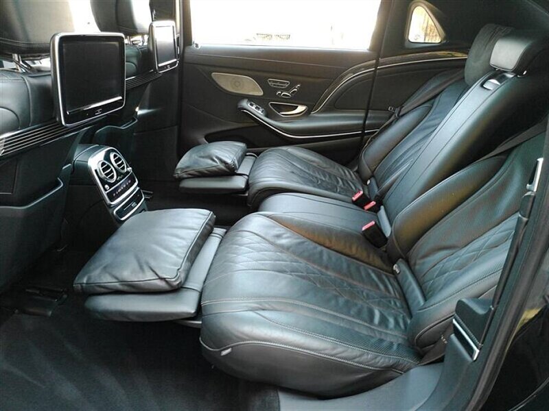 2017 Mercedes Benz S Maybach photo 14