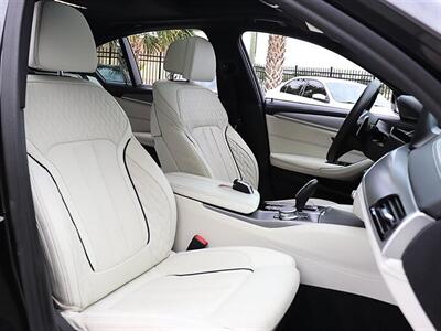 2019 BMW 5 Series M550i xDrive - Photo 13 - Jacksonville, FL 32211
