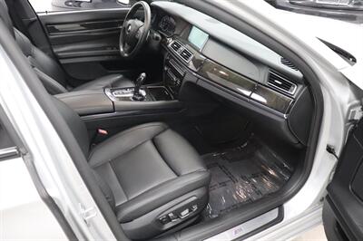 2014 BMW 7 Series 750i xDrive M Sport - Photo 12 - Jacksonville, FL 32211