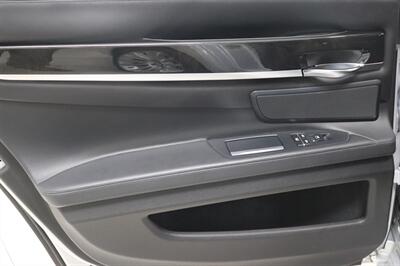 2014 BMW 7 Series 750i xDrive M Sport - Photo 19 - Jacksonville, FL 32211