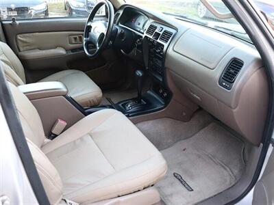 2000 Toyota 4Runner SR5   - Photo 12 - Jacksonville, FL 32211