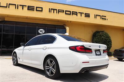2021 BMW 5 Series 530i xDrive - Photo 5 - Jacksonville, FL 32211