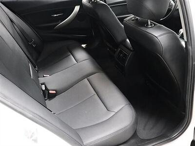 2017 BMW 320i - Photo 13 - Jacksonville, FL 32211