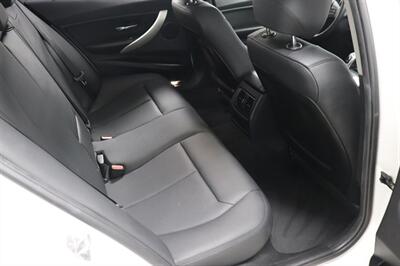 2017 BMW 320i - Photo 13 - Jacksonville, FL 32211