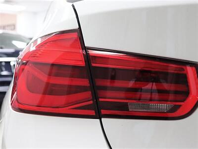 2017 BMW 320i - Photo 33 - Jacksonville, FL 32211
