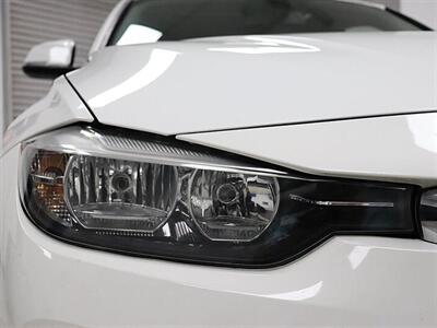 2017 BMW 320i - Photo 32 - Jacksonville, FL 32211