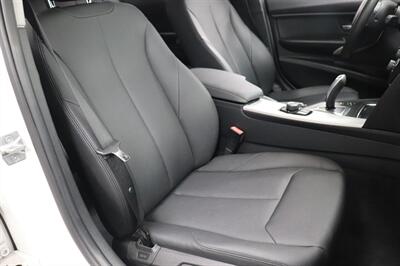 2017 BMW 320i - Photo 12 - Jacksonville, FL 32211