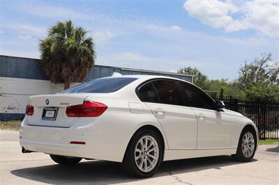 2017 BMW 320i - Photo 5 - Jacksonville, FL 32211