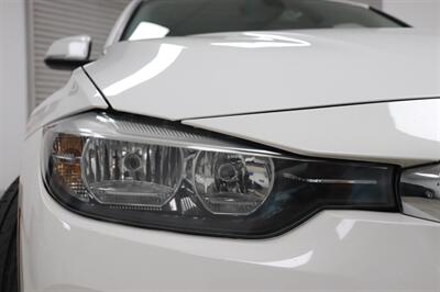 2017 BMW 320i - Photo 32 - Jacksonville, FL 32211