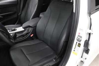 2017 BMW 320i - Photo 10 - Jacksonville, FL 32211