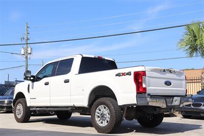 2019 Ford F-250 Super Duty XLT   - Photo 5 - Jacksonville, FL 32211