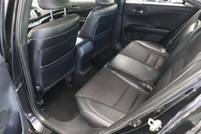 2017 Honda Accord Sport   - Photo 16 - Jacksonville, FL 32211