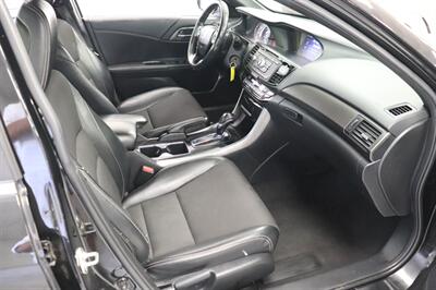 2017 Honda Accord Sport   - Photo 12 - Jacksonville, FL 32211
