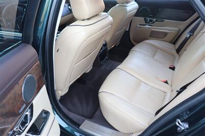 2017 Jaguar XJ R-Sport   - Photo 16 - Jacksonville, FL 32211