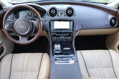2017 Jaguar XJ R-Sport   - Photo 26 - Jacksonville, FL 32211