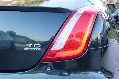 2017 Jaguar XJ R-Sport   - Photo 52 - Jacksonville, FL 32211