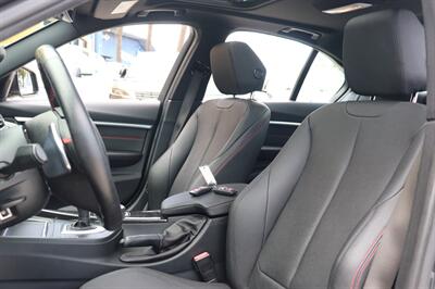 2018 BMW 3 Series 330i xDrive - Photo 11 - Jacksonville, FL 32211