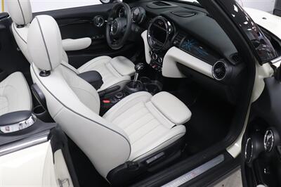 2019 MINI Convertible Cooper S   - Photo 18 - Jacksonville, FL 32211