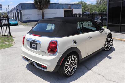 2019 MINI Convertible Cooper S   - Photo 12 - Jacksonville, FL 32211