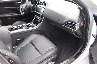 2019 Jaguar XE 25t - Photo 11 - Jacksonville, FL 32211
