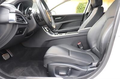 2019 Jaguar XE 25t - Photo 18 - Jacksonville, FL 32211