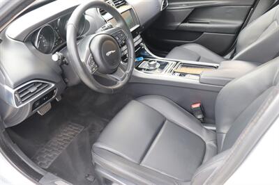 2019 Jaguar XE 25t - Photo 9 - Jacksonville, FL 32211