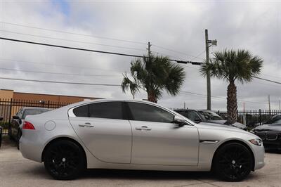2019 Jaguar XE 25t - Photo 6 - Jacksonville, FL 32211