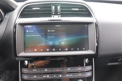 2019 Jaguar XE 25t - Photo 19 - Jacksonville, FL 32211