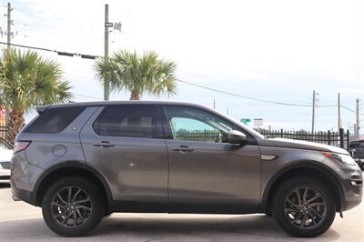 2017 Land Rover Discovery Sport HSE   - Photo 9 - Jacksonville, FL 32211