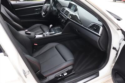 2017 BMW 3 Series 330i   - Photo 12 - Jacksonville, FL 32211