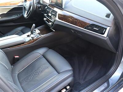 2018 BMW 5 Series 530i  Luxury Line - Photo 11 - Jacksonville, FL 32211