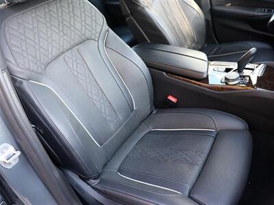 2018 BMW 5 Series 530i  Luxury Line - Photo 12 - Jacksonville, FL 32211