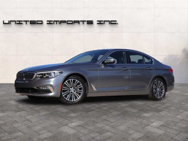 2018 BMW 5 Series 530i's photo