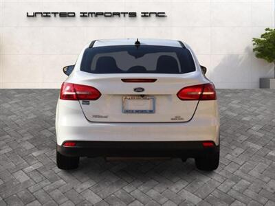 2016 Ford Focus SE   - Photo 6 - Jacksonville, FL 32211