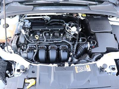 2016 Ford Focus SE   - Photo 34 - Jacksonville, FL 32211